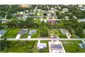 256 Yorkshire St, PORT CHARLOTTE