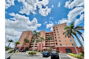 3191 Matecumbe Key Rd #206, PUNTA GORDA