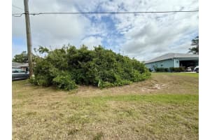 110 Baytree Dr, ROTONDA WEST