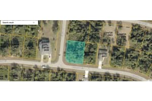 Vineyard Cir, NORTH PORT