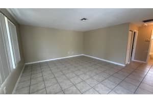1685 Shadow Ln #a, ENGLEWOOD