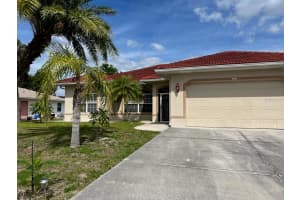 1052 S Hartsdale St, NORTH PORT