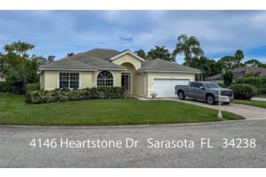 4146 Hearthstone Dr, SARASOTA