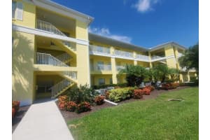2060 Willow Hammock Cir #206, PUNTA GORDA
