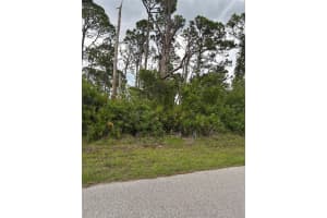 5485 & 5493 Kempson Ln, PORT CHARLOTTE
