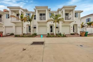 5865 Shell Cove Dr #106, CAPE CORAL