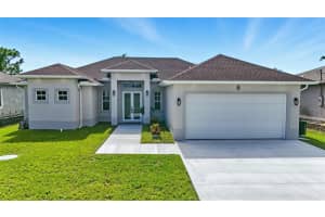 8 Beacon Dr, PLACIDA