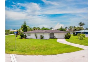 210 Delido Ct, PUNTA GORDA