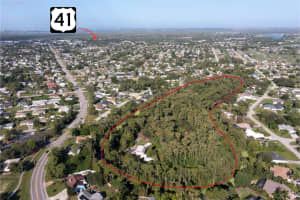 8177, 8181 & 8089 Cypress Dr S, FORT MYERS