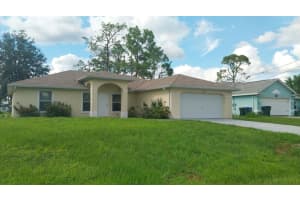 1695 Gauguin Rd, NORTH PORT