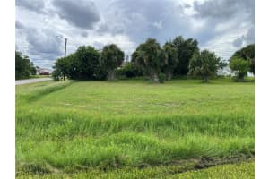 401 Garfield Ave Nw, PORT CHARLOTTE