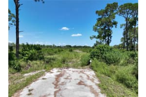 530 Lotus Ave, SEBRING