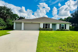 3319 40th St W, LEHIGH ACRES