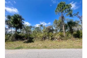 5327 Venus Ter, PORT CHARLOTTE