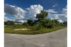 3913 14th St Sw, LEHIGH ACRES