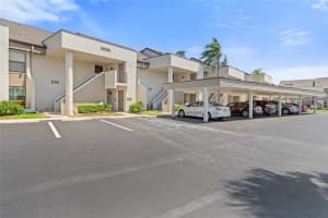 14770 Eagle Ridge Dr #112, FORT MYERS