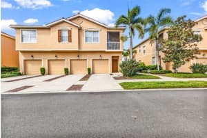 3564 Parkridge Cir #30-203, SARASOTA
