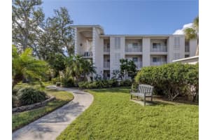 437 Cerromar Ln #312, VENICE
