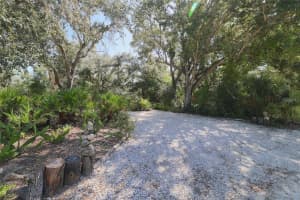 27374 San Carlos Dr, PUNTA GORDA