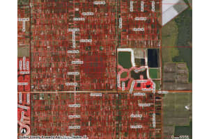 Xxx 37th Ave Ne, NAPLES