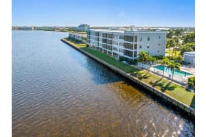 1750 Jamaica Way #124, PUNTA GORDA