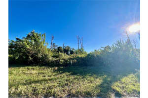 10 Leeward Ln, PLACIDA