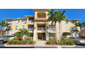 1502 Sw 50th St #104, CAPE CORAL