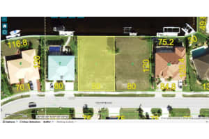 2328 Magdalina Dr, PUNTA GORDA