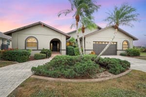 100 Colony Point Dr, PUNTA GORDA