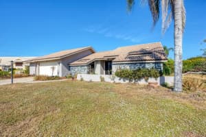 404 Firethorn Ave, ENGLEWOOD