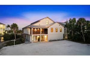 2795 N Beach Rd #b, ENGLEWOOD