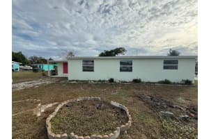 1149 Brown St, ENGLEWOOD