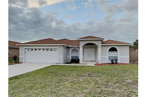 537 Westwind Dr, DAVENPORT