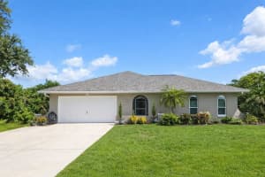 349 Millport St Nw, PORT CHARLOTTE