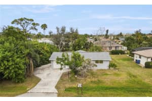 340 Periwinkle Rd, VENICE