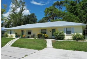 82 W Wentworth St, ENGLEWOOD