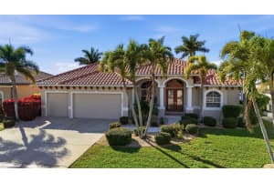 521 Eleuthera Dr, PUNTA GORDA