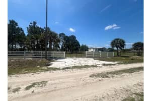 19788 284th St Nw, OKEECHOBEE
