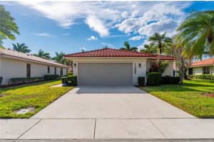 11365 Sw Essex Dr, LAKE SUZY