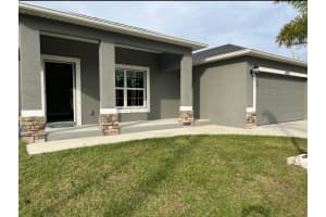 9438 Fruitland Ave, ENGLEWOOD