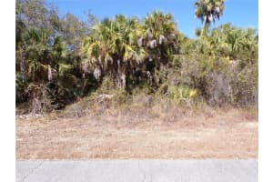 Las Almanos Ave, NORTH PORT Las Almanos Ave, NORTH PORT