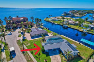 250 Bangsberg Rd Se, PORT CHARLOTTE