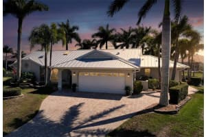 803 Lucia Dr, PUNTA GORDA