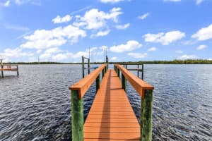2300 Harbour Dr, PUNTA GORDA