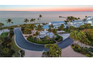 8241 Main St, BOKEELIA 8241 Main St, BOKEELIA