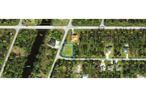 1024 Hoffer St, PORT CHARLOTTE