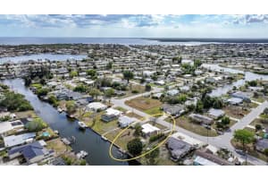 731 Palmetto Dr Ne, PORT CHARLOTTE