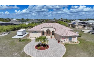 15319 Acorn Cir, PORT CHARLOTTE