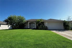 546 Se 4th St, CAPE CORAL
