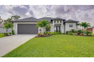 4211 10th St Sw, LEHIGH ACRES